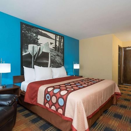 Super 8 By Wyndham Rochester Mayo Clinic Area מראה חיצוני תמונה